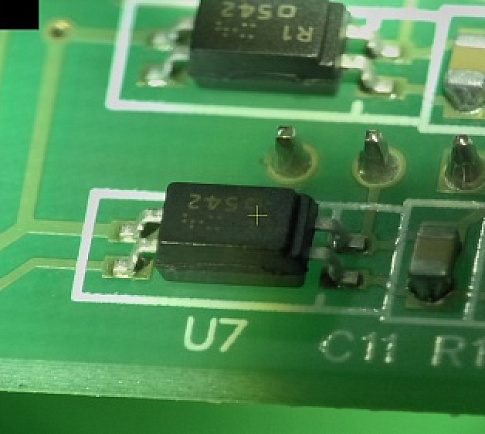 Площадка SMD открыта от маски частично